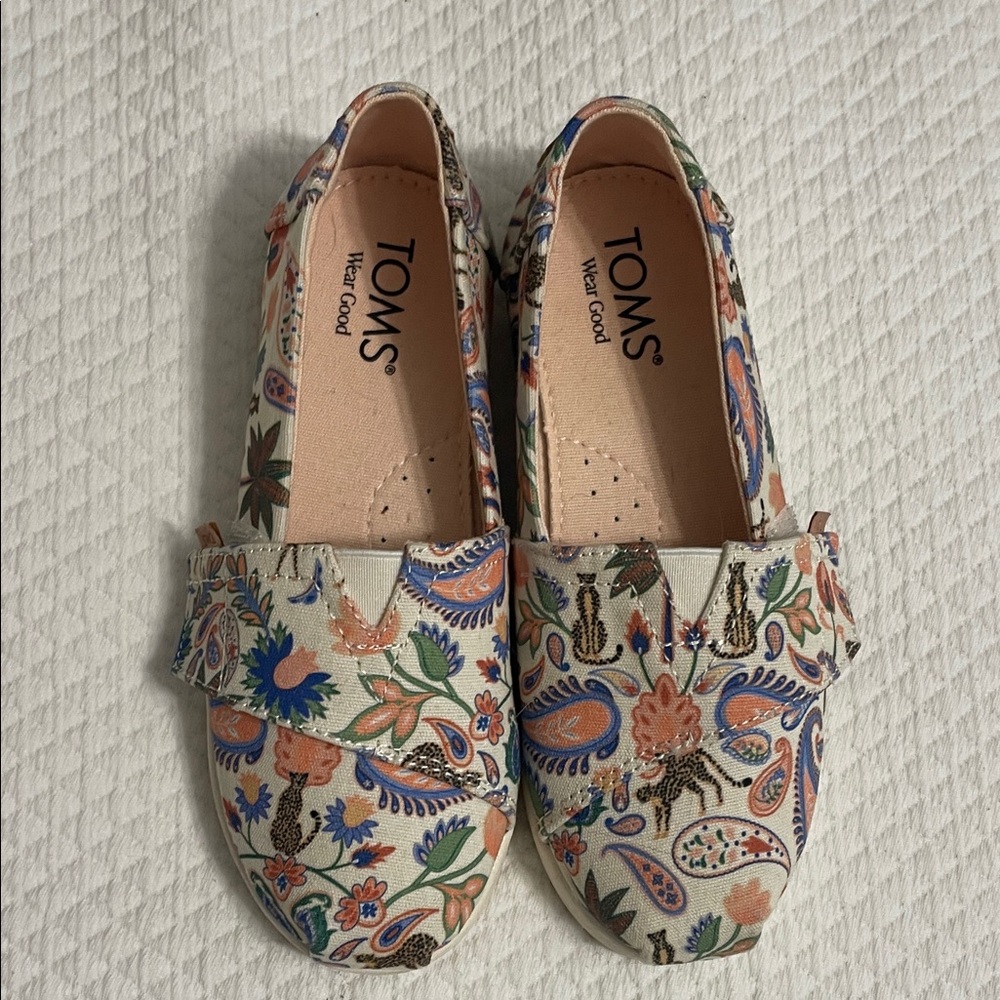 TOMS Kids Moccasins - Floral Canvas